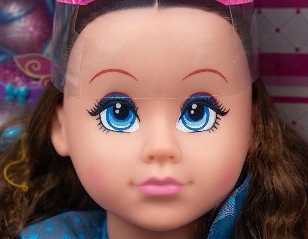 Carol Fashion Styling Head Doll with 10+ Hair Accessories and Styling Kit - Image 3
